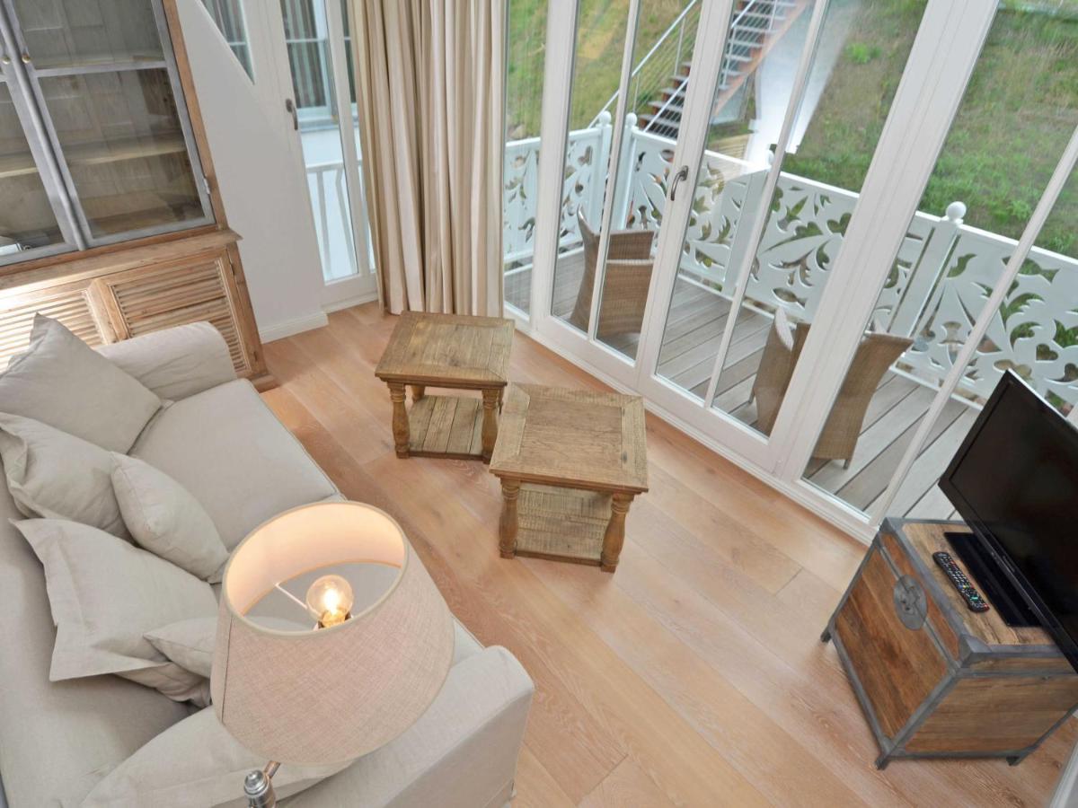 Villa "Johanna" Sellin - Wg13 Mit Kamin Und Zwei Balkonen Exterior photo
